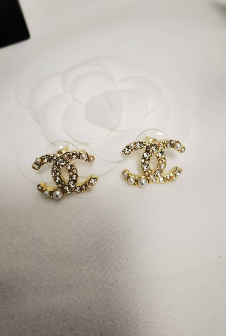 Chanel Earring - Picture 4 of 4